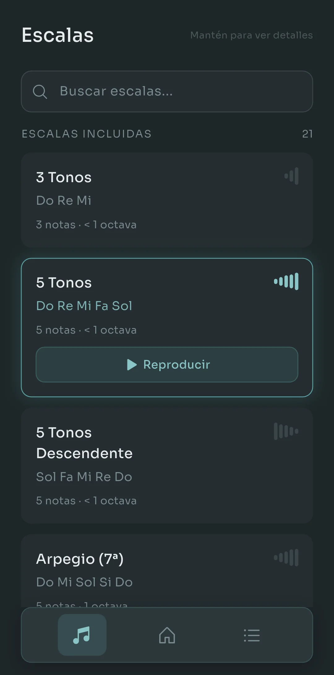 Pestaña Escalas de Scalita con escalas integradas como 3 notas, 5 notas, 5 notas descendente y Arpegio (7ª), cada una con sus nombres de notas, su extensión y una pequeña vista previa de su forma