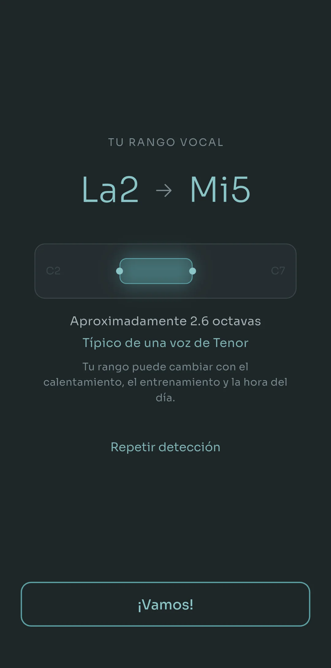 Pantalla de resultados de Scalita mostrando un rango vocal de A2 a E5, unas 2,6 octavas, típico de una voz de tenor, con una opción para repetir la detección