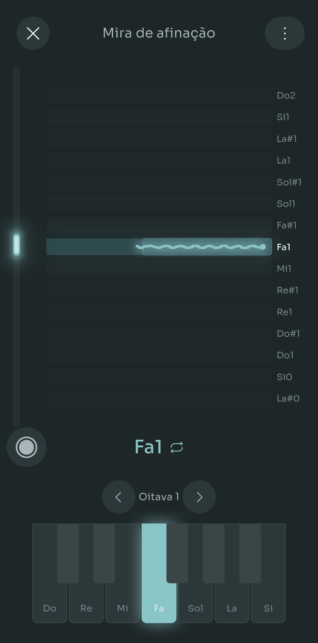 Tela de alvo de afinação do Scalita com a nota alvo F1 destacada, um traço de afinação ao vivo oscilando ao longo da linha alvo e um teclado de piano na parte de baixo